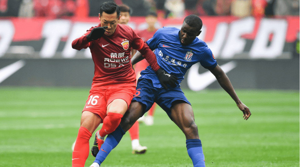 世界杯在线投注-前申花外援炮轰斯卢茨基：伤愈1周便让我首发 与他交恶迫使我离队